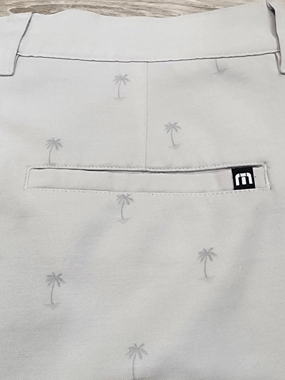 Travis Mathew Golf Shorts Men's 32 Gray Performance Resort Palm Tree Casual - Picture 8 of 8